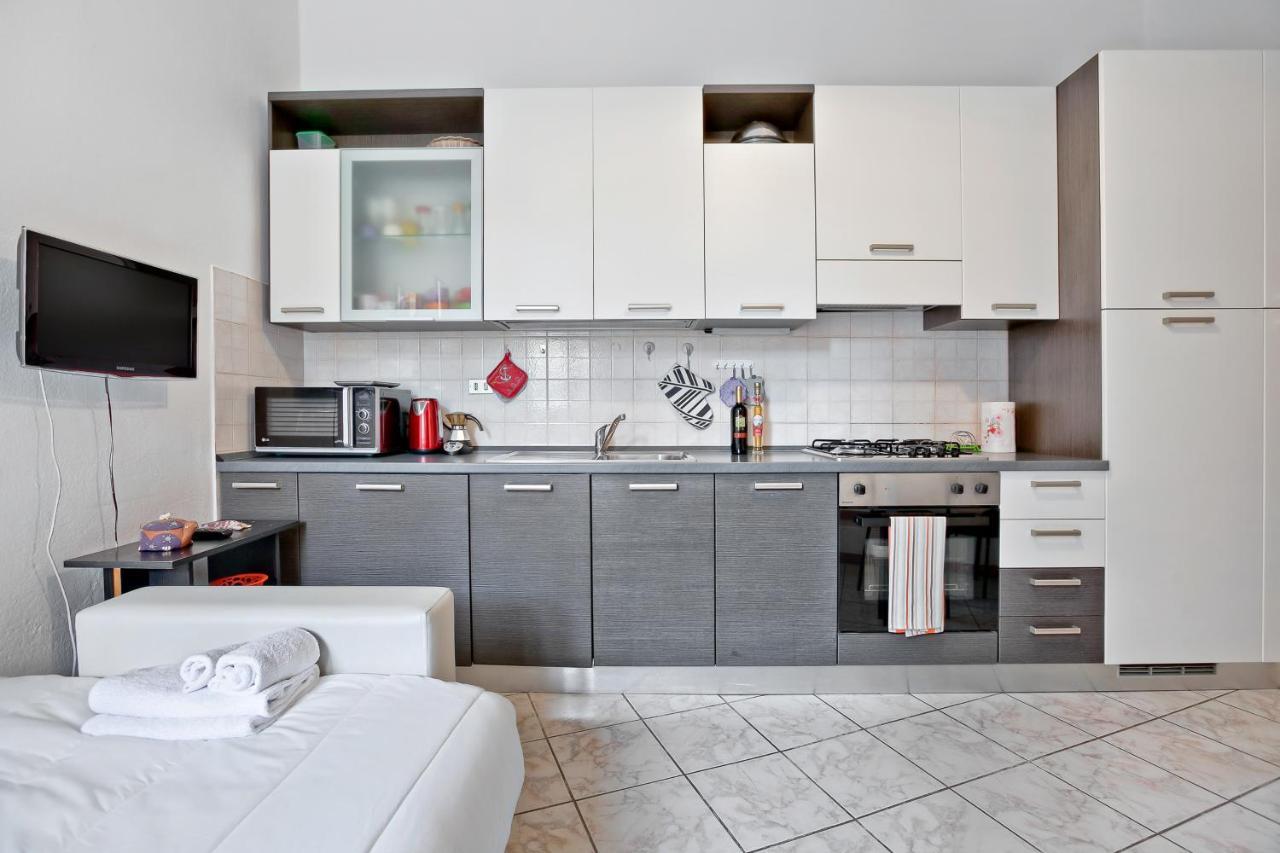 Cenisio Brilliant Flat Lägenhet Milano Exteriör bild